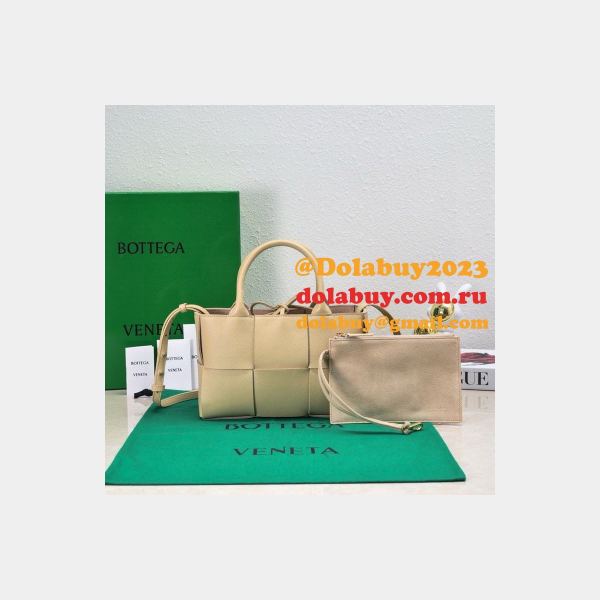 Best Bottega Veneta MINI Arco Tote Bag 25CM