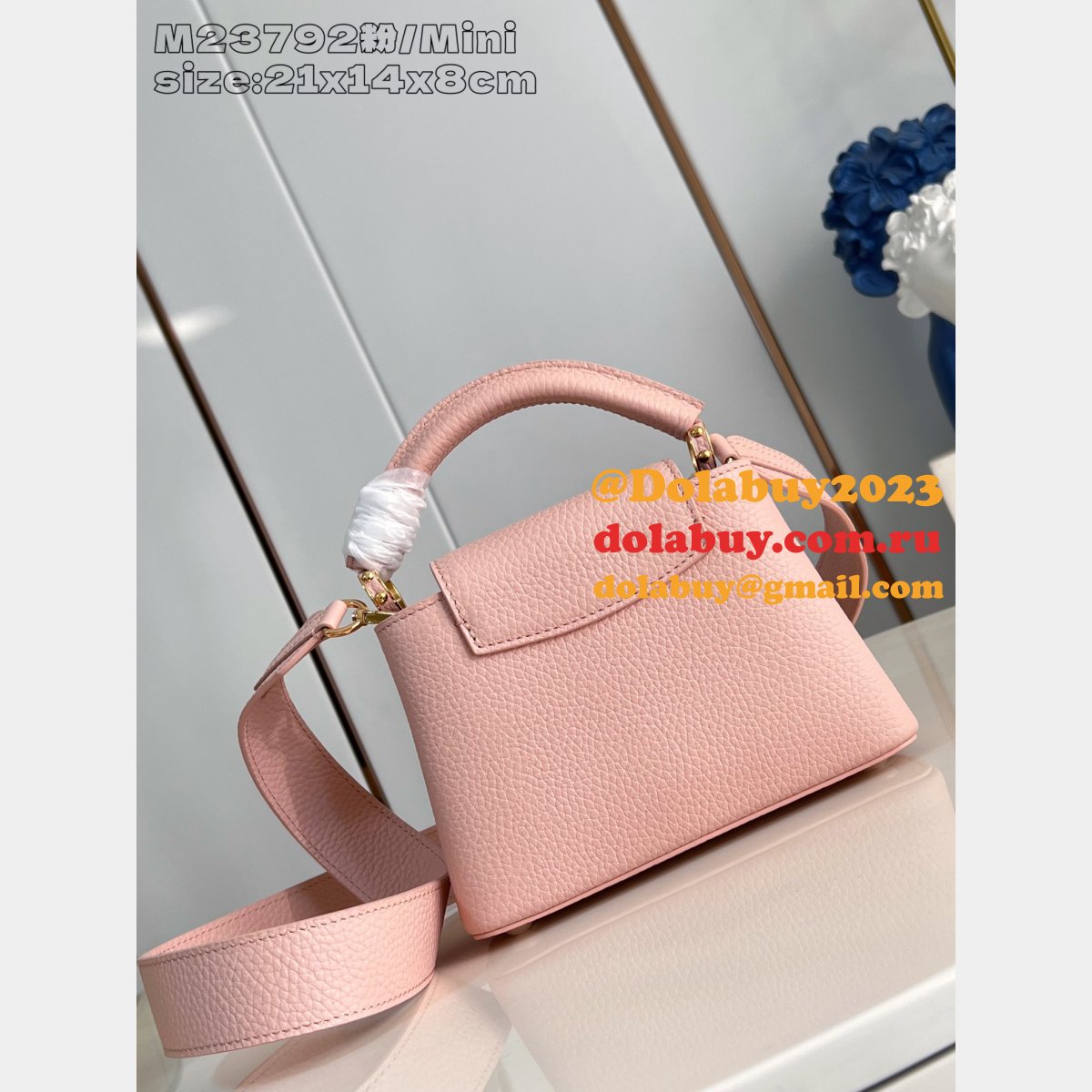 Replica Louis Vuitton Capucines BB Fashion Taurillon M23792 Bag