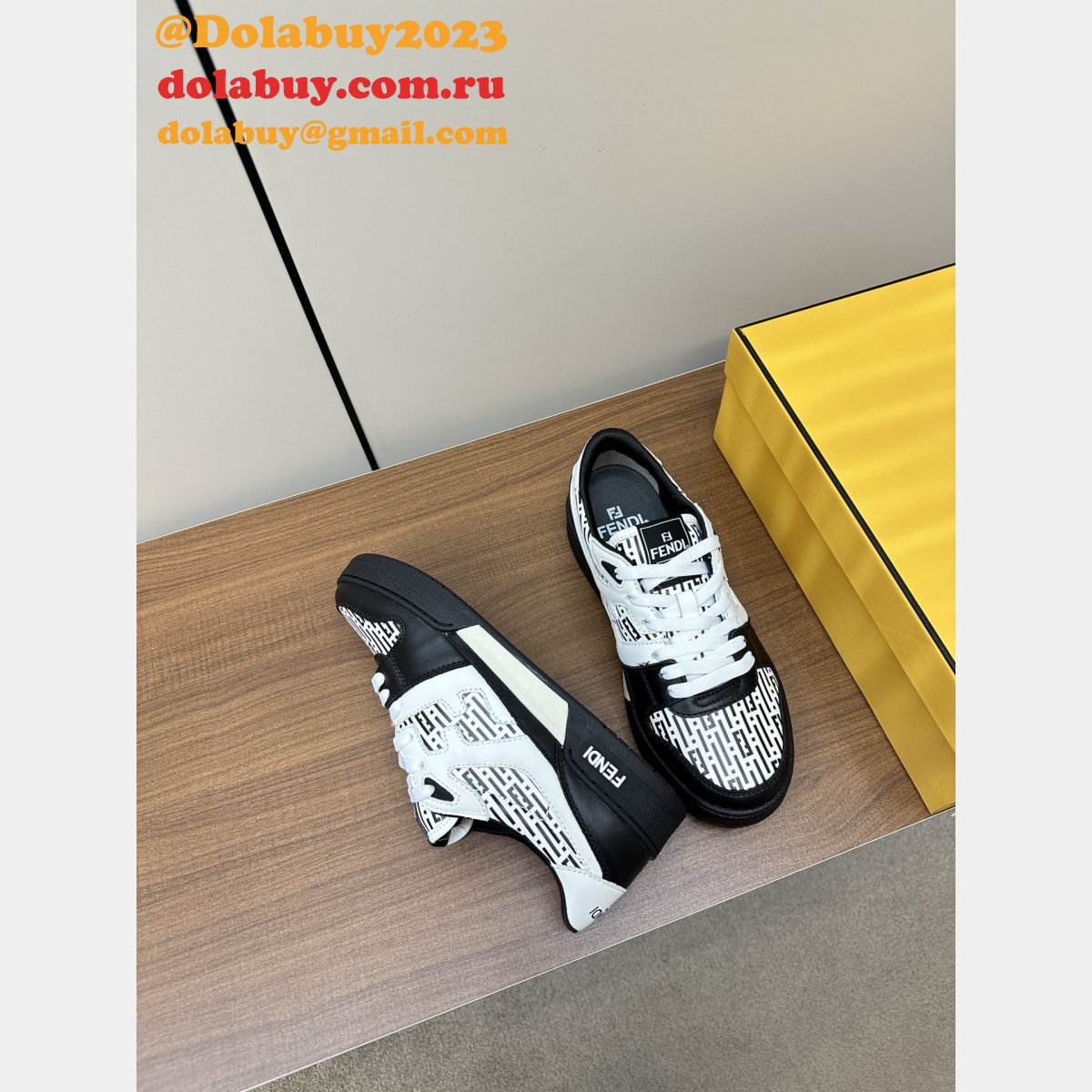 F**di match low-top sneakers