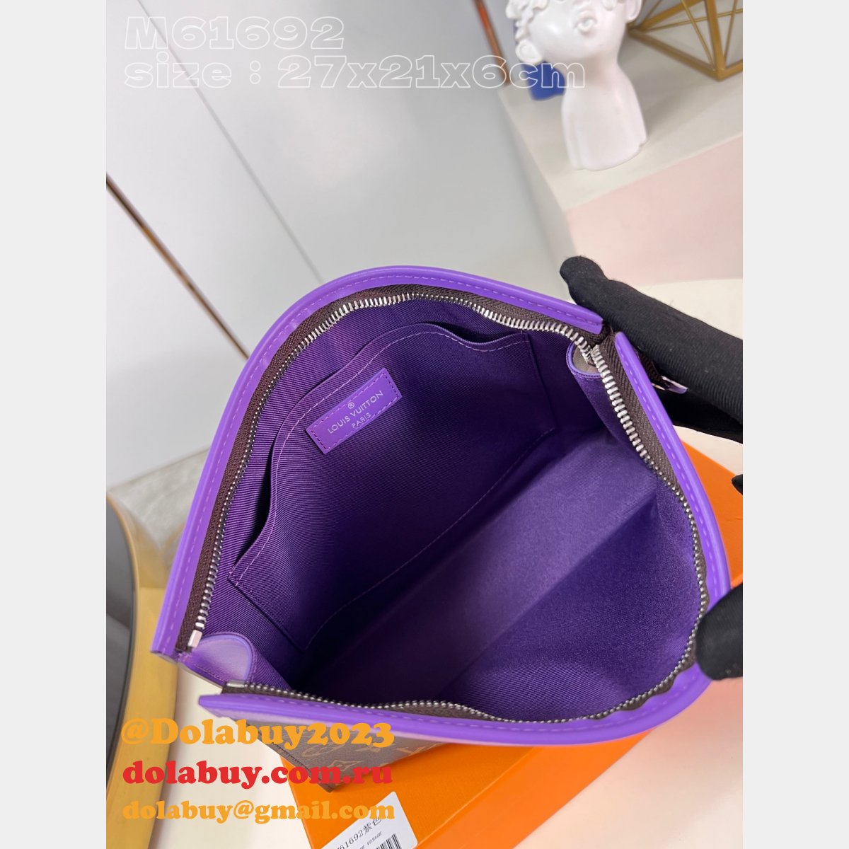 pochette voyage copy top quality m61692 l0vis Vvtt0n replica bag