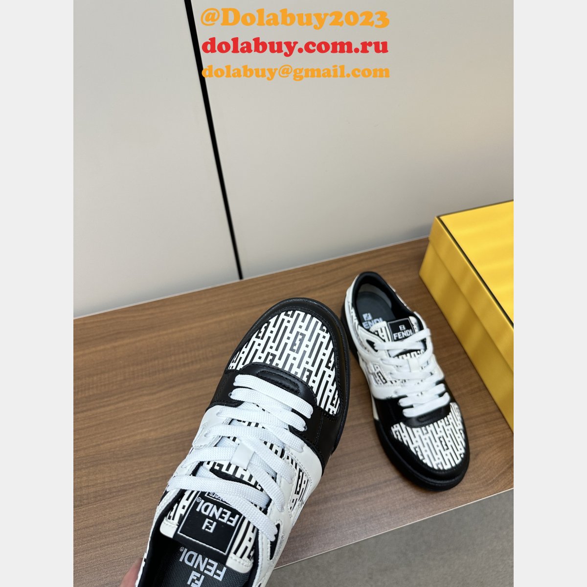 F**di match low-top sneakers