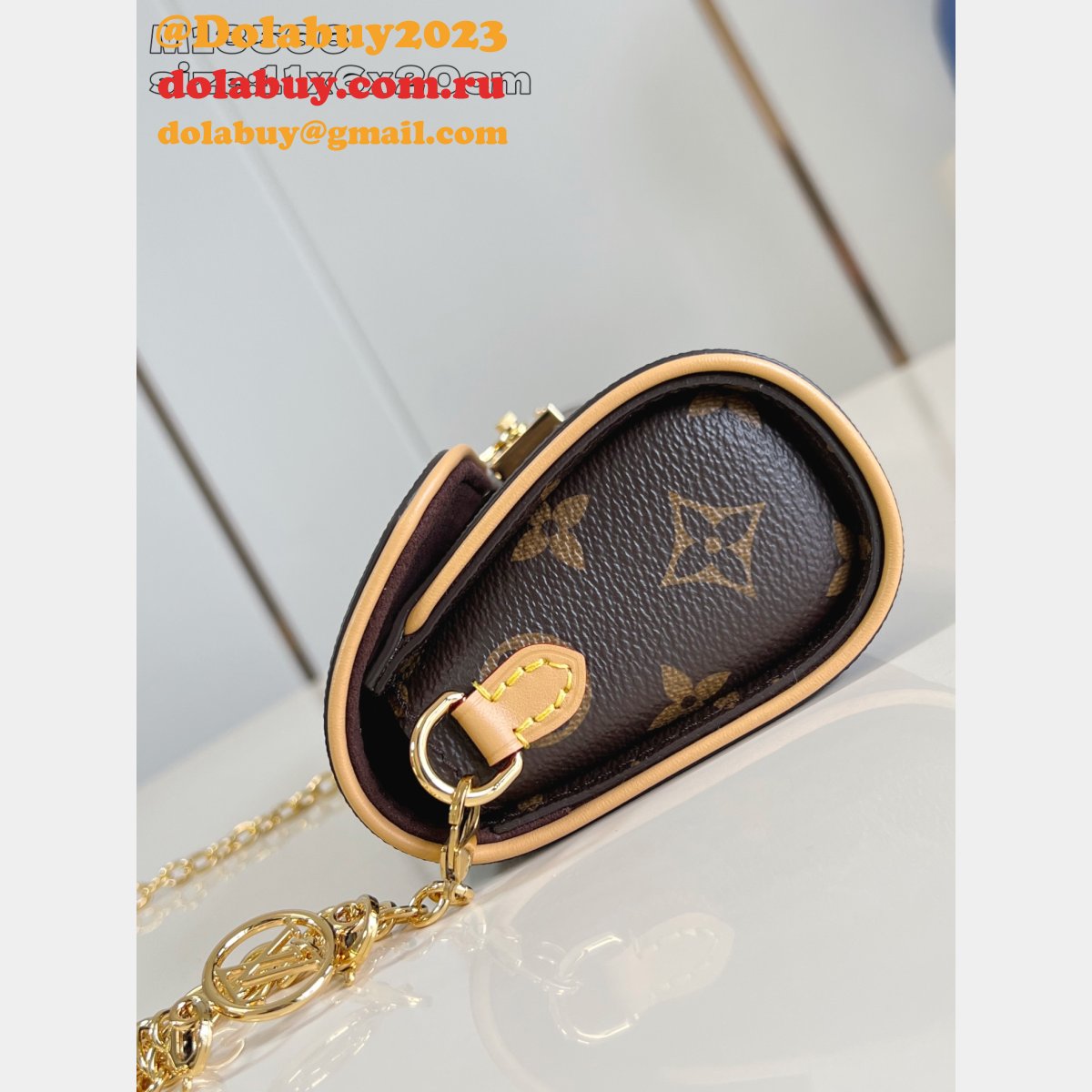 Louis Vuitton Pochette Camille M13566 Luxury Monogram Canvas Brown