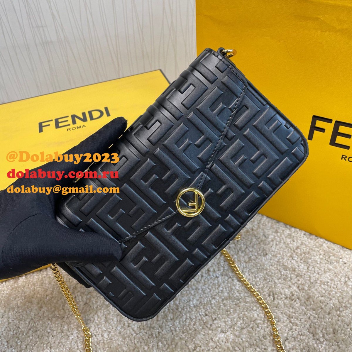 F**di best fashion 212200 maca embossing black bags