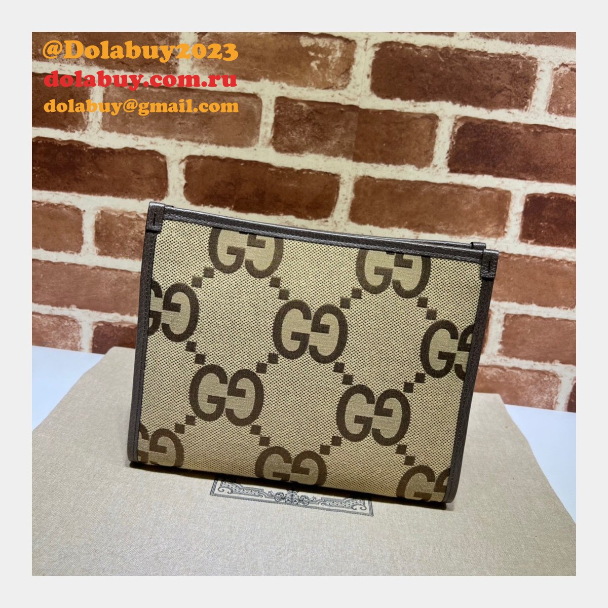 G*u*i replica 699318 clutches jumbo gg pouch camel ebony gg canvas