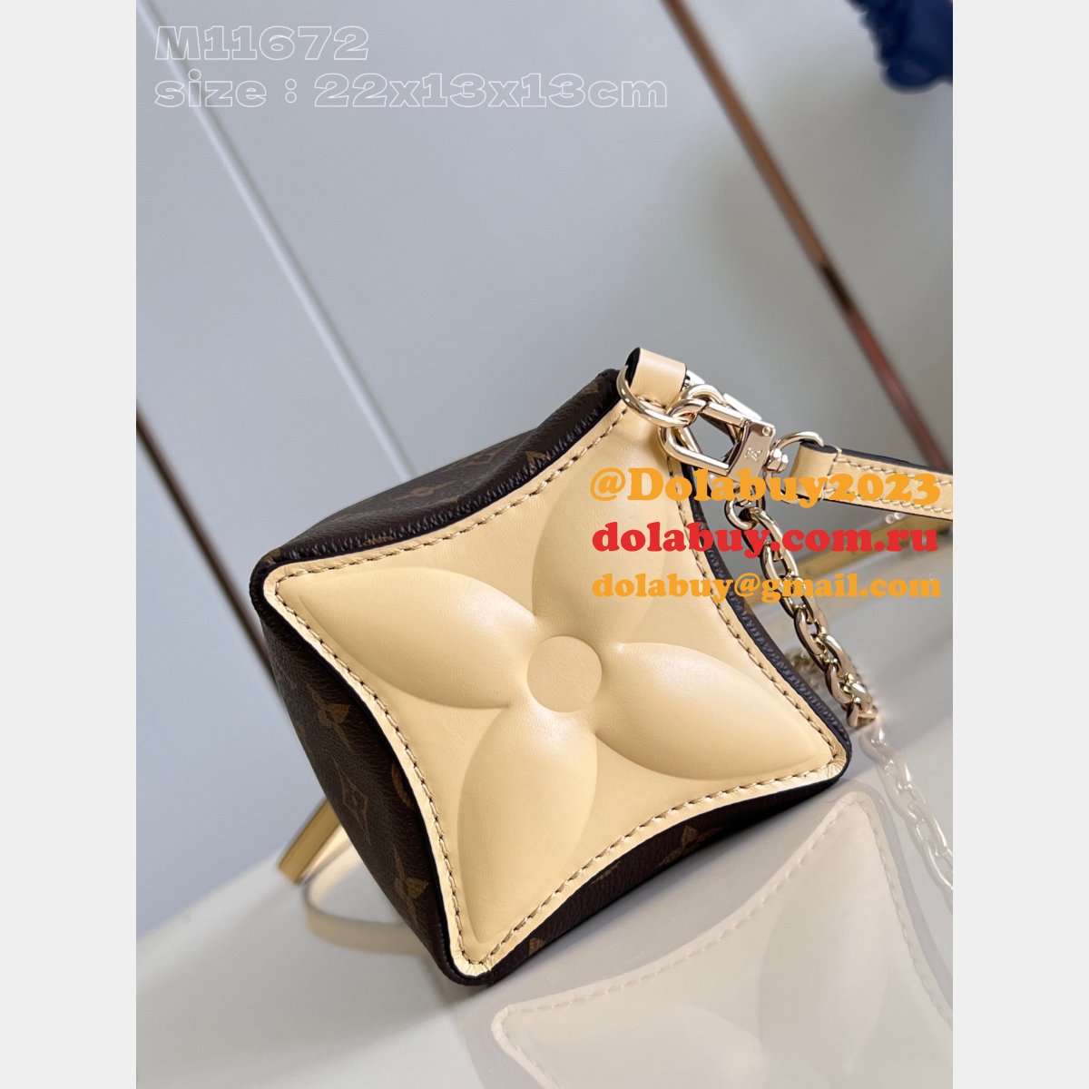 bloom pouch monogram m11303/m11672 fake l0vis Vvtt0n high bag